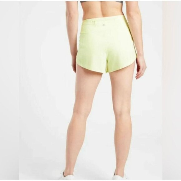 Athleta Run With It 3.5" Shorts Featherweight Stretch Semi-Fitted Mid-Rise L NWT - Picture 5 of 14
